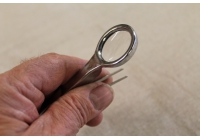 Tweezer with magnifiing glass